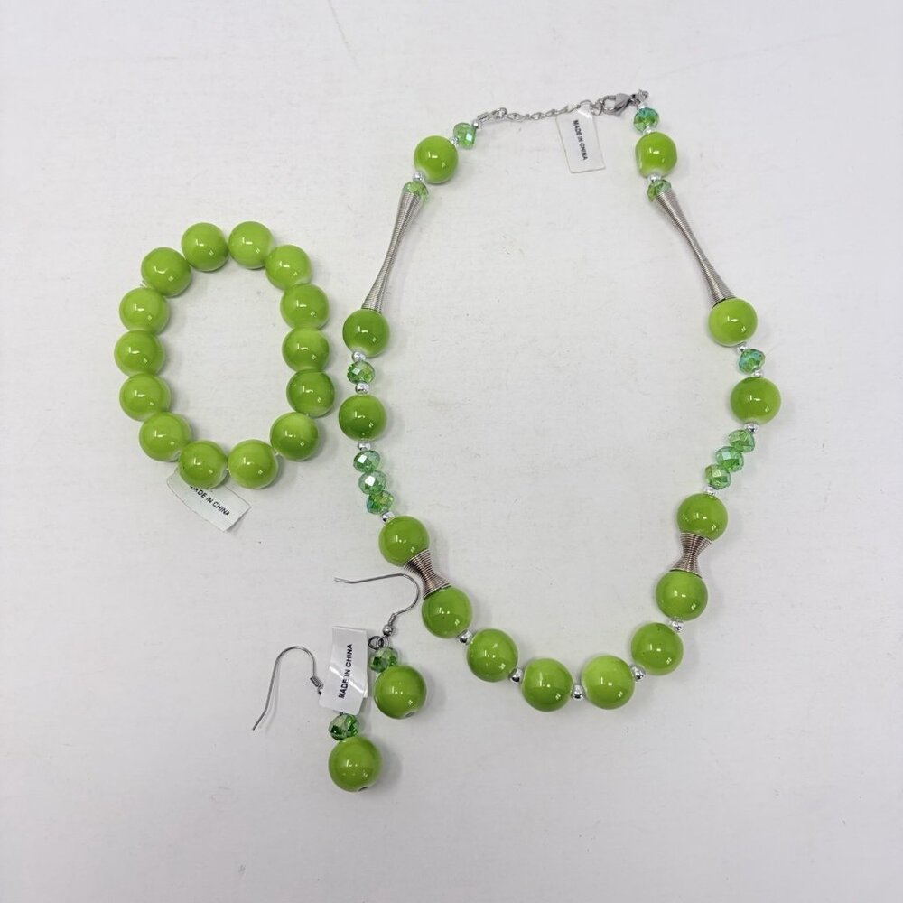 Shop LC Green Ceramic Bead Necklace 18in, Stretchable Bracelet & Earrings‎ 5269